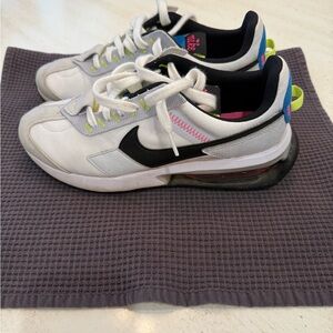 Women White and Black Sneakers